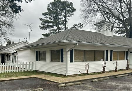 Retail space for Rent at 11865 Rolfe Highway in Surry