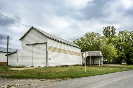 Industrial space for Rent at 9875 Cave Hill Road, Building 8 in McGaheysville