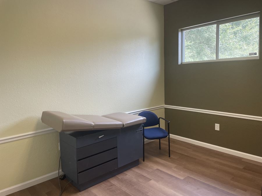 Medical Office For Lease in West Ocala