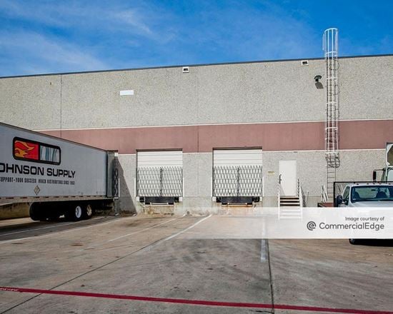 1401 Valwood Pkwy.