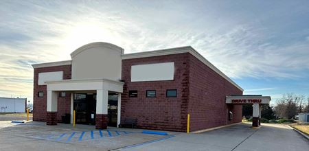 Retail space for Sale at 1007 W Business Us Highway 60 in Dexter