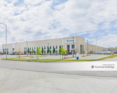 Industrial space for Rent at 4110 NW Helena Rd in Riverside