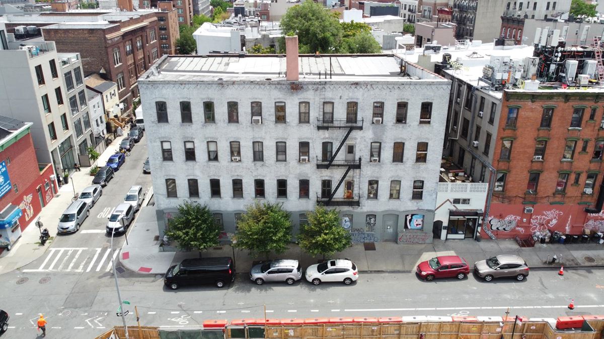 235 Berry St Property & Listing Details 42Floors