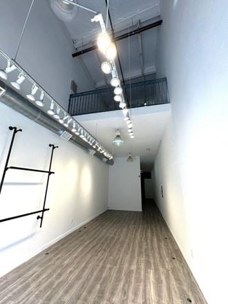 Fashion D. Commercial Lofts/Showrooms