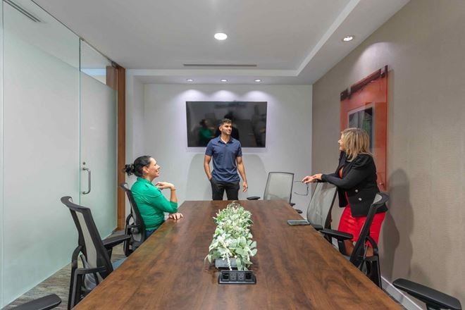 Quest Workspaces - Ponce Leon