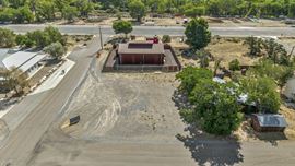 350 & 390 Ziller Way