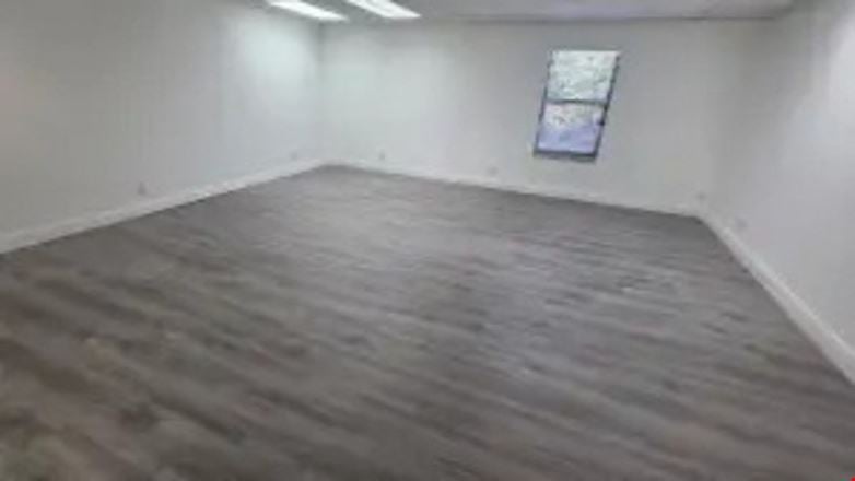 805 SF Suite 224 Professional and Medical Office Space