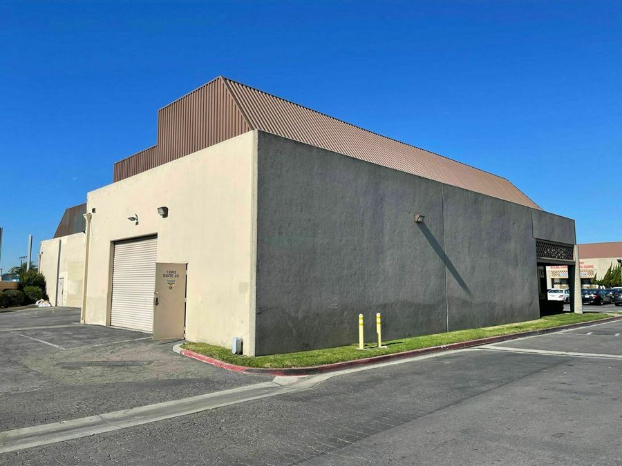 13902 Harbor Boulevard, Unit 2C