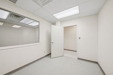 R06-LL1  Space Photo Gallery 3