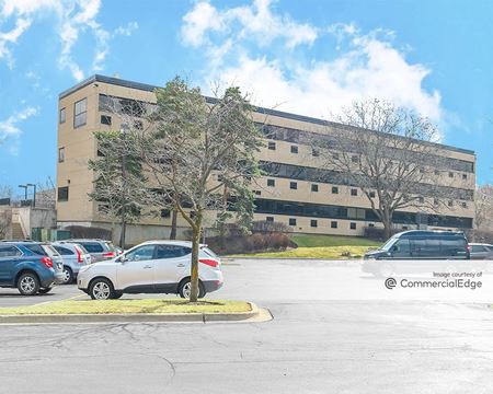 Office space for Rent at 1900 Hollister Drive in Libertyville