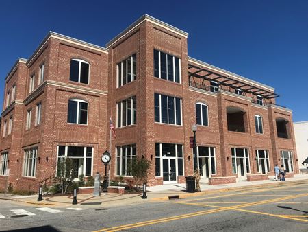 Commercial space for Rent at 209 N Salem Street in Apex