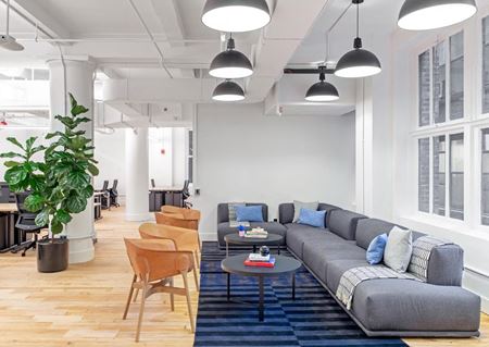 Shared and coworking spaces at 38 West 21st Street in New York