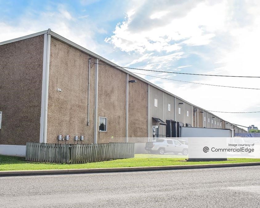 Cowan Industrial Park D 800840 Cowan St., Nashville, TN