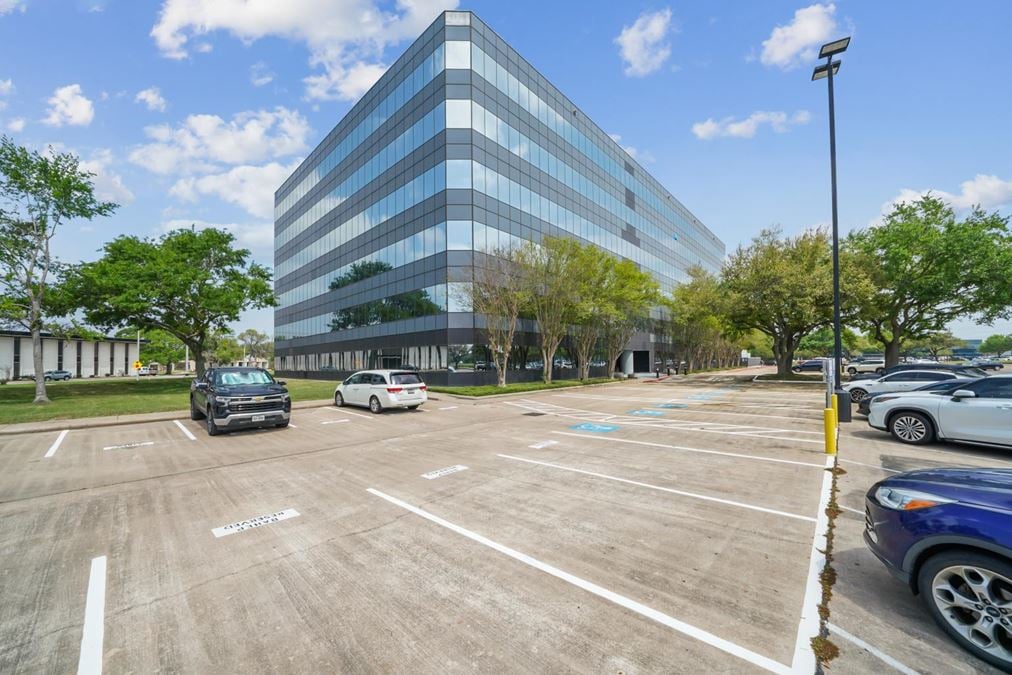 Gemini Plaza