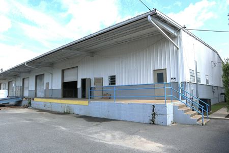 Industrial space for Rent at 576 Appleyard Dr in Tallahassee
