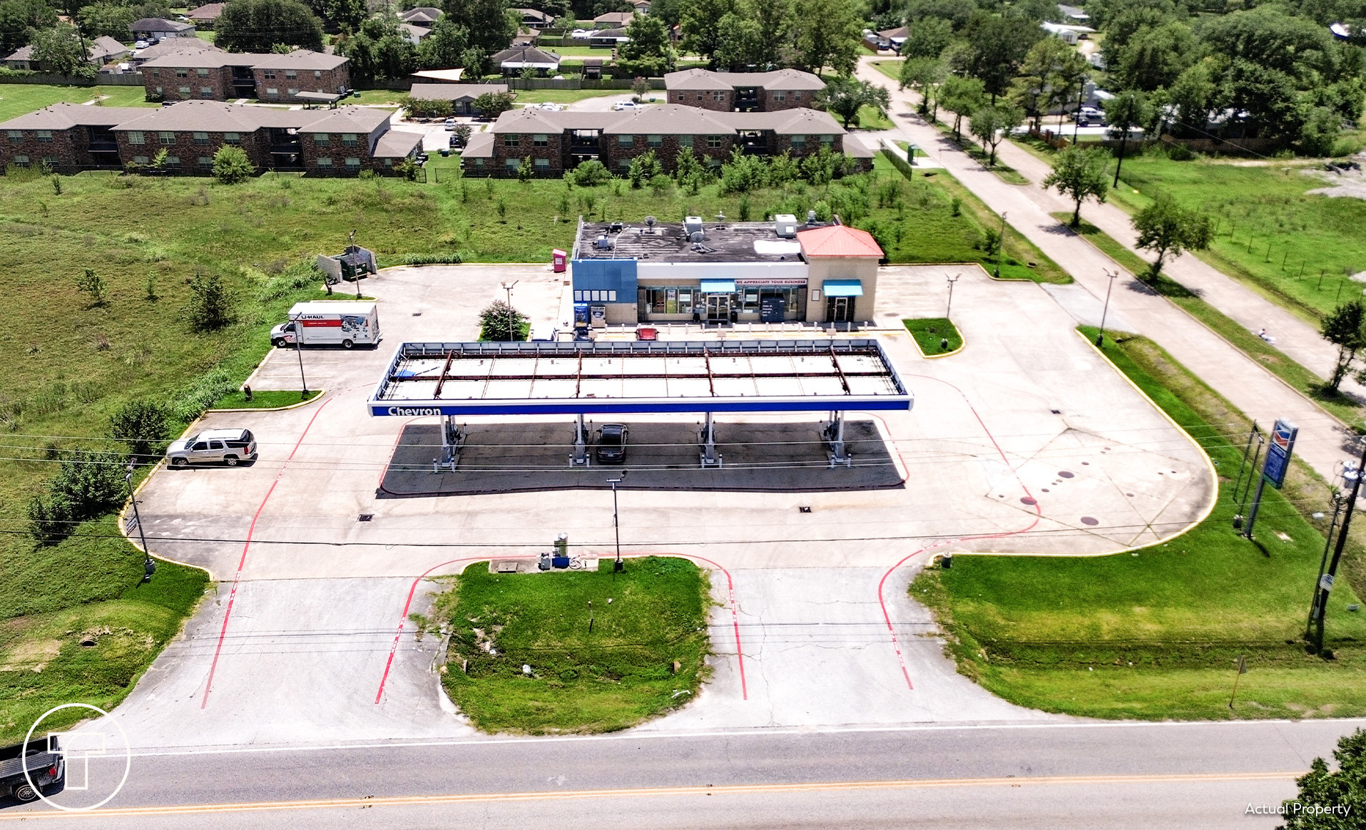 2404 E Wallisville Rd, Highlands, TX 77562