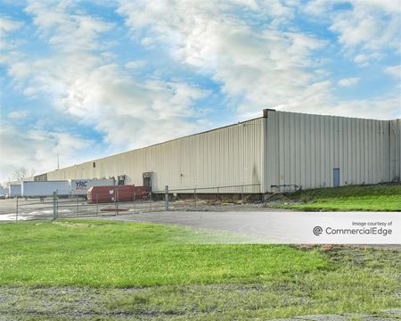 Photo of commercial space at 1654 Williams Road in Columbus