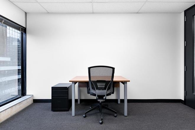 Regus - Vancouver - Robson Square