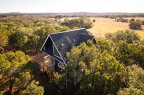 The Lazy Lavender: Hill Country’s Artisanal Trophy Retreat