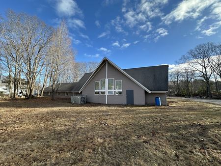 Photo of commercial space at 126 Spurwink Avenue in Cape Elizabeth