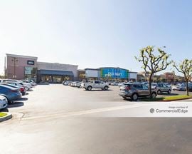 Manhattan Gateway Shopping Center