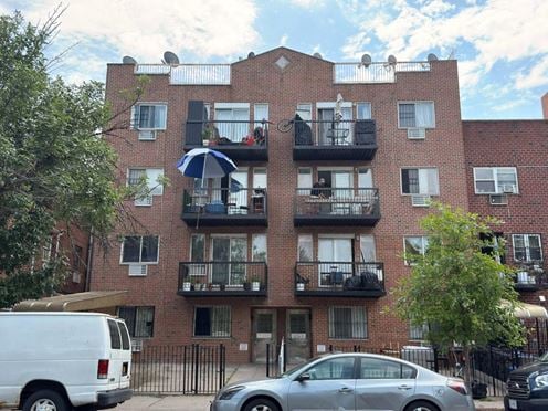 45-1 111 St