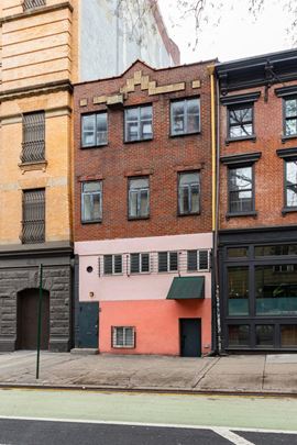 25 Bleecker Street