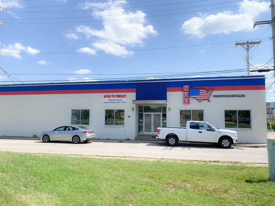 Open Showroom/ Warehouse Springfield, MO 300 E Chestnut St