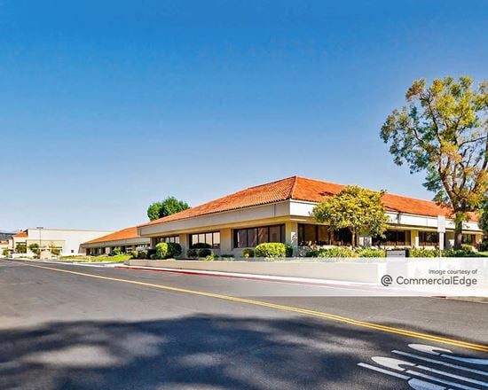 3233 Mission Oaks Blvd