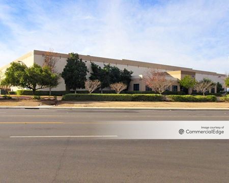 Commercial space for Rent at 16875 Heacock Street in Moreno Valley