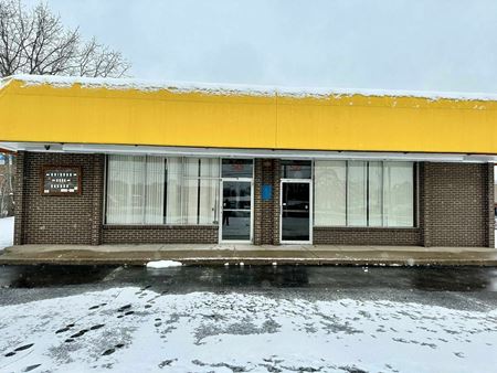 Commercial space for Sale at 521 E Jolly Road in Lansing