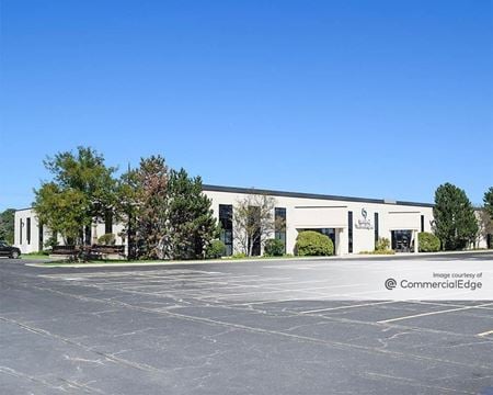 Photo of commercial space at 2550 Warrenville Road in Downers Grove