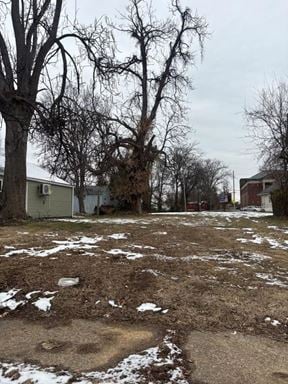 2515 Woodland Ave