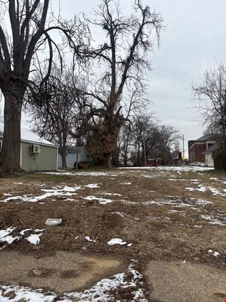 Land space for Sale at 2515 Woodland Ave in Louisville