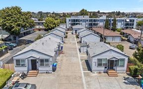 MULTI-FAMILY BUILDING FOR SALE