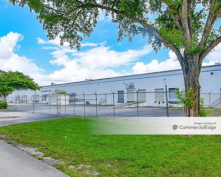 Palmetto Lakes Industrial Park 4760 NW 165th Street 4760 NW 165th
