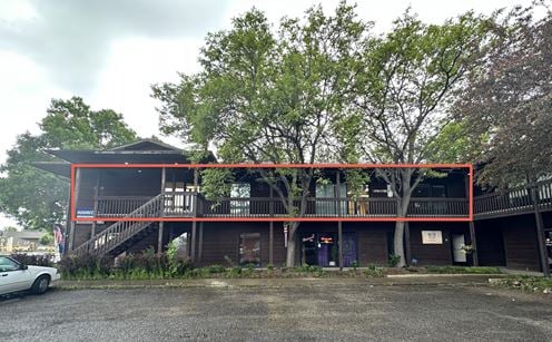 848 Main St