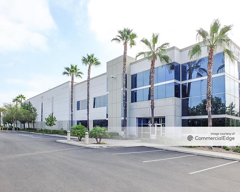 11130 Bloomfield Avenue, Santa Fe Springs industrial Space For Lease