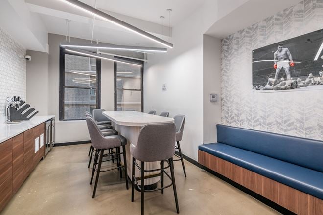 Jay Suites - Chelsea