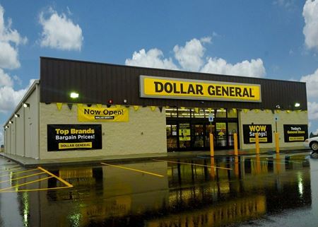 Retail space for Sale at 2700 U.S. 64 in Selmer