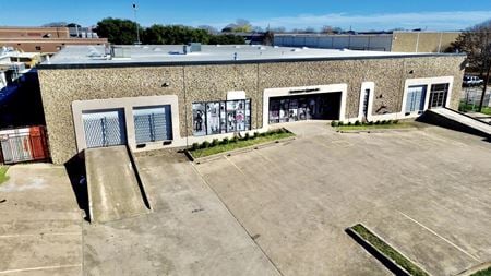 Photo of commercial space at 11330 Gemini Ln in Dallas