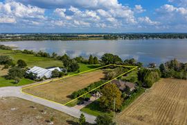 Stunning 1.25 AC Lot on Lake Mariana