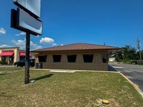 Former Pizza Hut on Courthouse Road