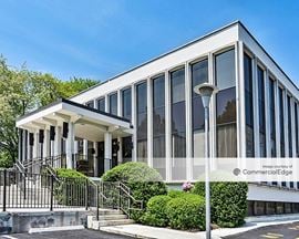 300 Knickerbocker Road