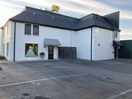 Charming Midtown Retail/Office (Entire 2nd Floor)