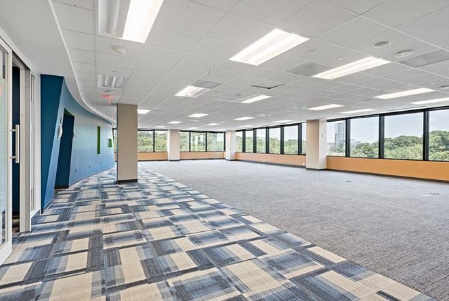 66 Perimeter Center East (R070b)