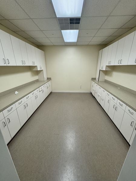 Office space for Rent at 202 Neal Pl in High Point