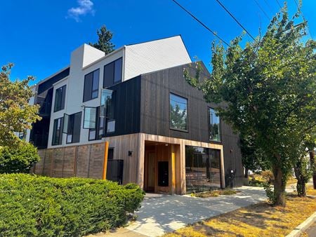 Multi-Family space for Sale at 1825 N Rosa Parks Way in Portland