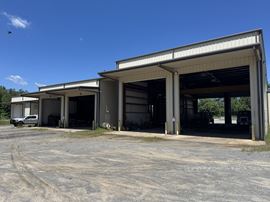 ±46,700 SF Oilfield Service Facility on 43 AC