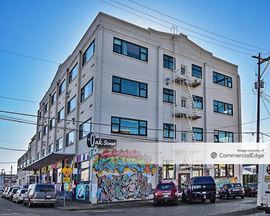 The Oak Street Building